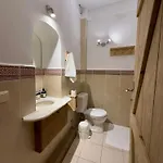 بيت للعطل Old Town Cozy In The Heart Of *